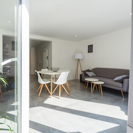 Luxury Apartment With Free Parking Ostend Exterior photo