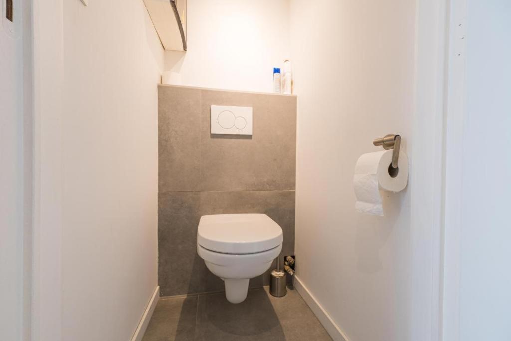 Luxury Apartment With Free Parking Ostend Exterior photo