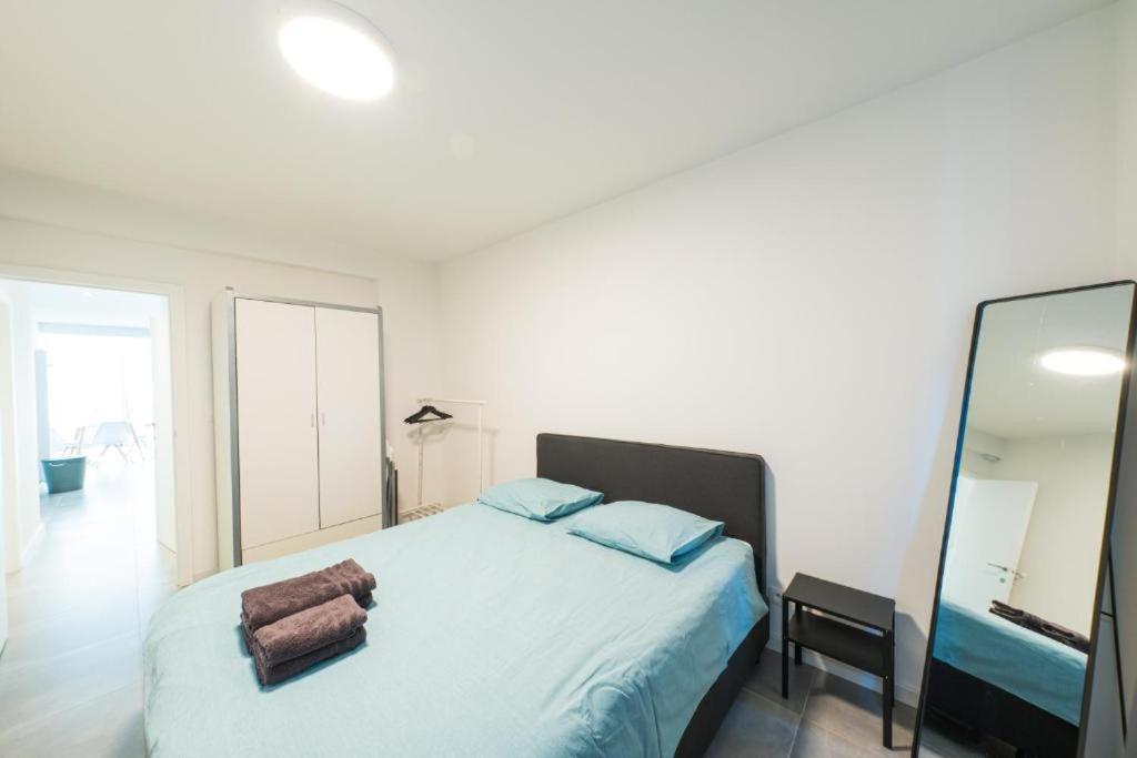 Luxury Apartment With Free Parking Ostend Exterior photo