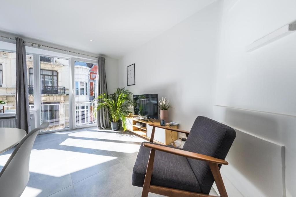 Luxury Apartment With Free Parking Ostend Exterior photo